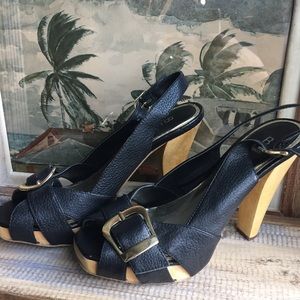 Bakers black leather platform heels 7 Isabelle